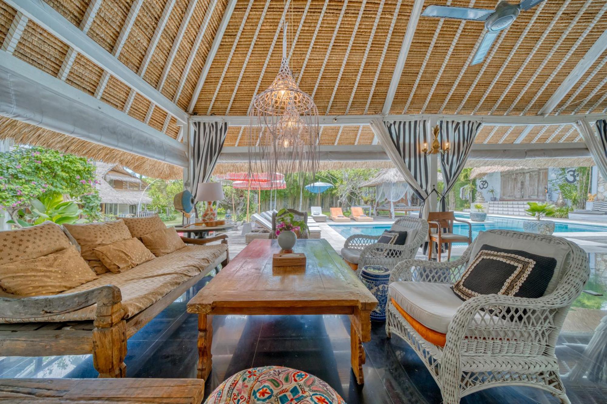 Villa Kalis, 10 Bedroom Family And Group Villa Seminyak Dış mekan fotoğraf