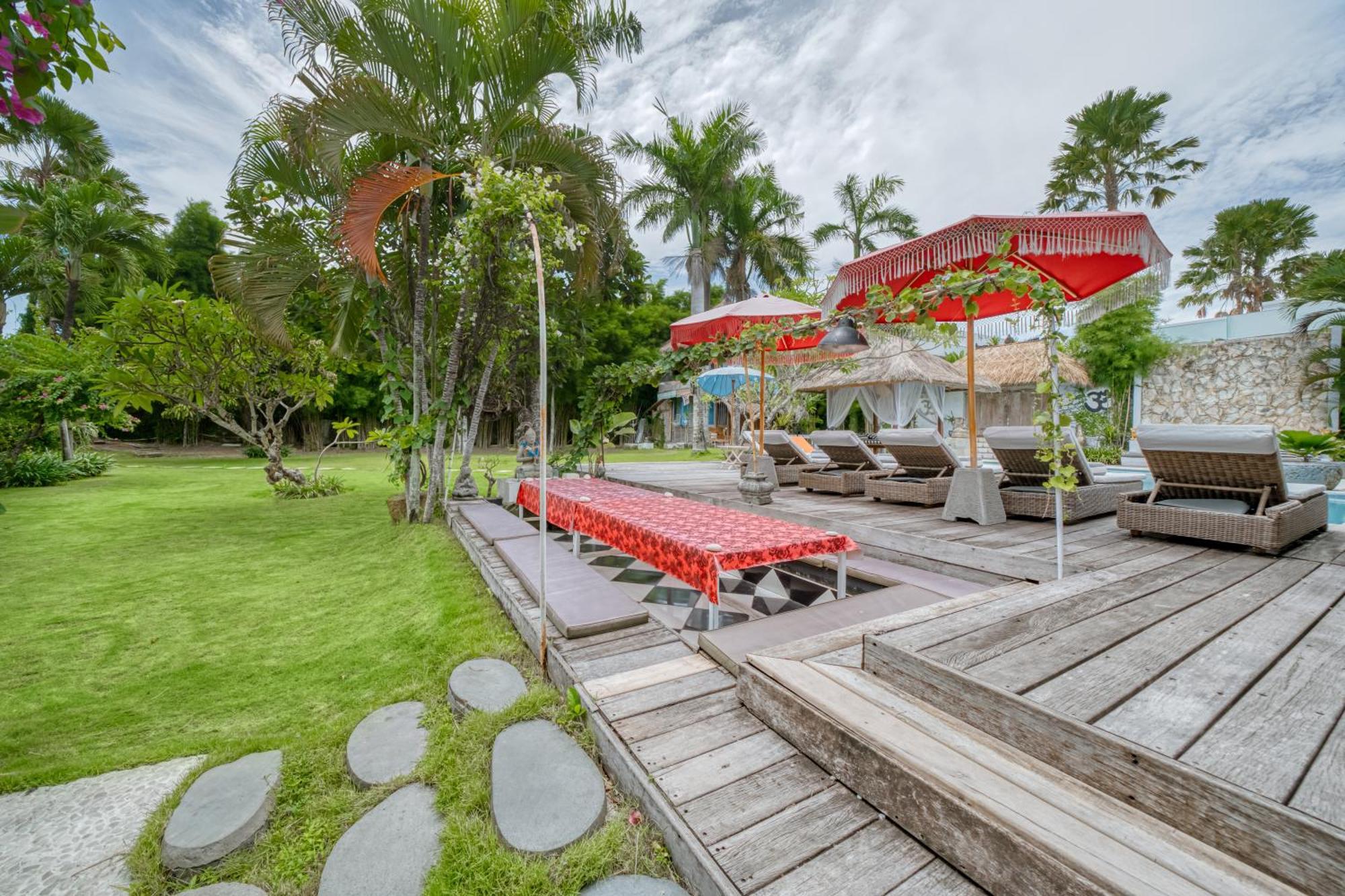 Villa Kalis, 10 Bedroom Family And Group Villa Seminyak Dış mekan fotoğraf