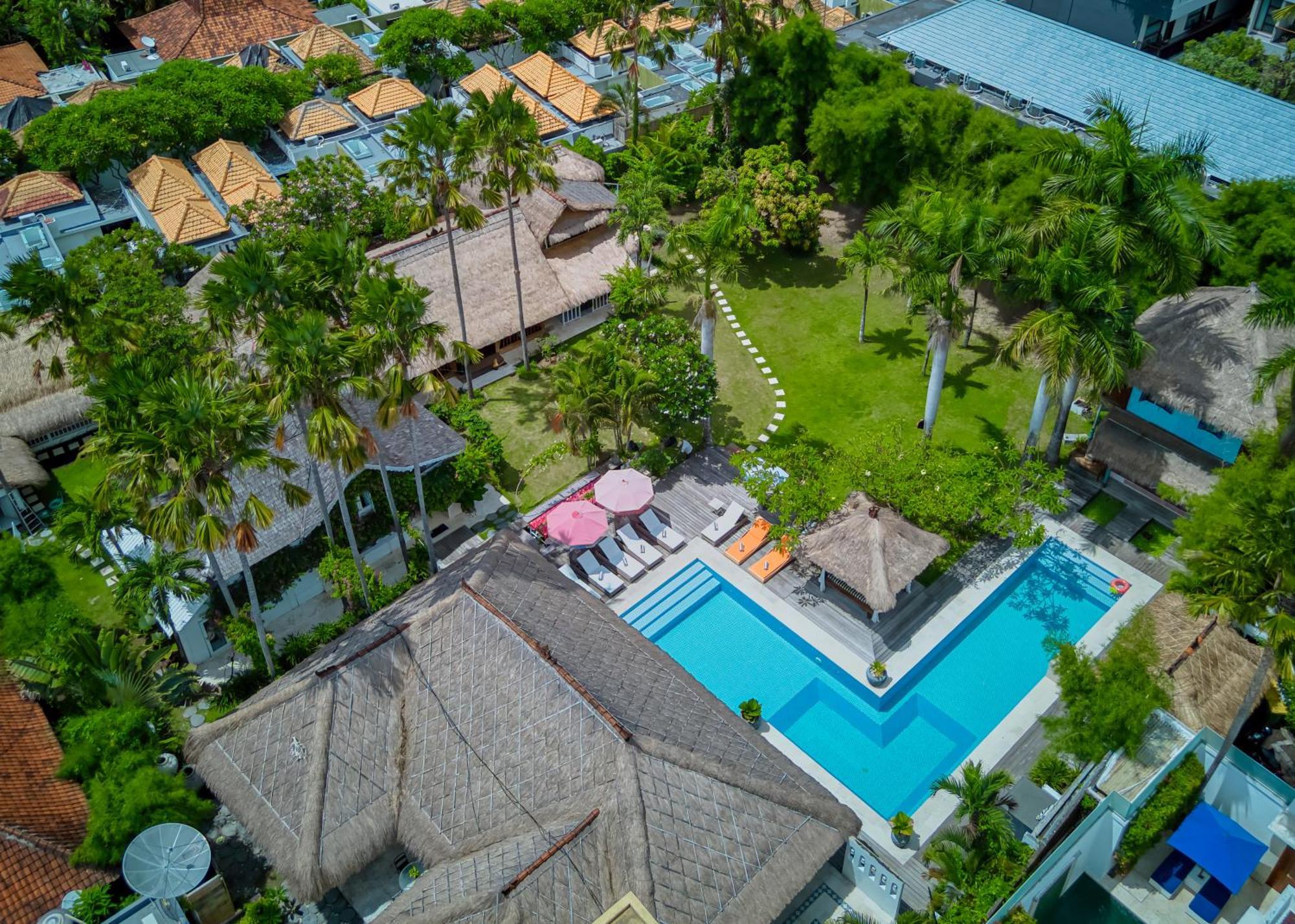 Villa Kalis, 10 Bedroom Family And Group Villa Seminyak Dış mekan fotoğraf