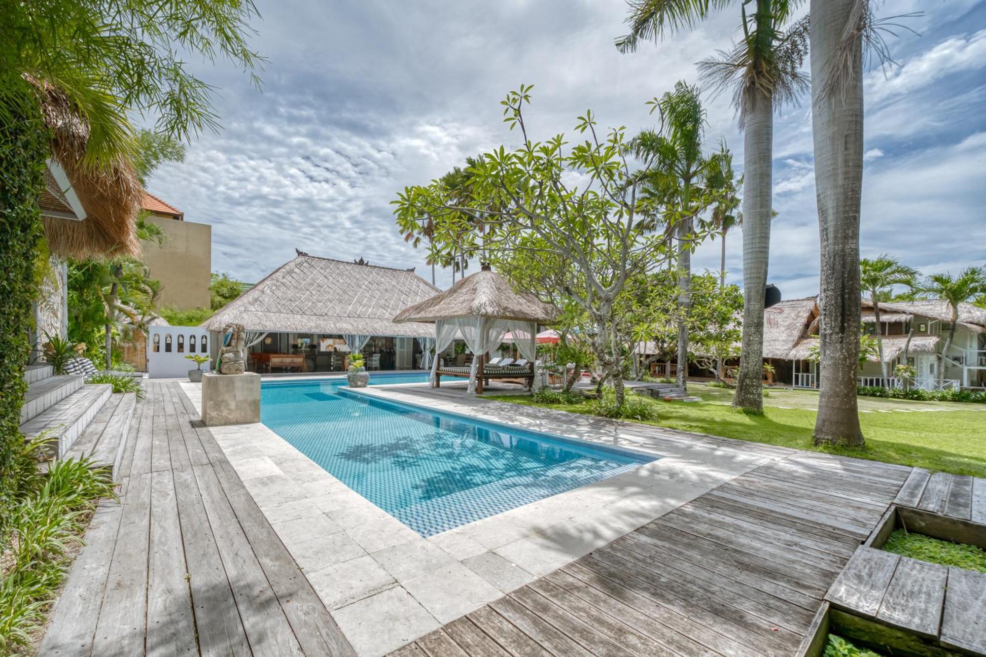 Villa Kalis, 10 Bedroom Family And Group Villa Seminyak Dış mekan fotoğraf