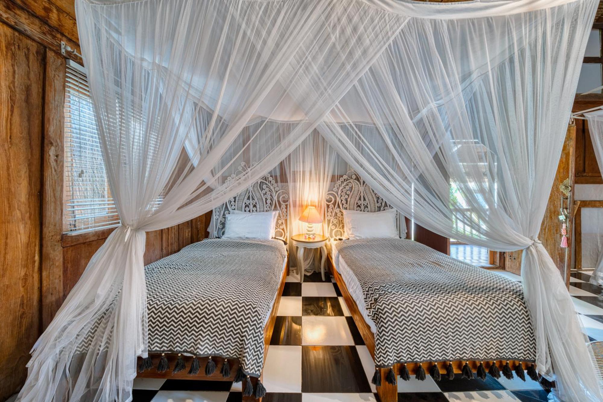 Villa Kalis, 10 Bedroom Family And Group Villa Seminyak Dış mekan fotoğraf