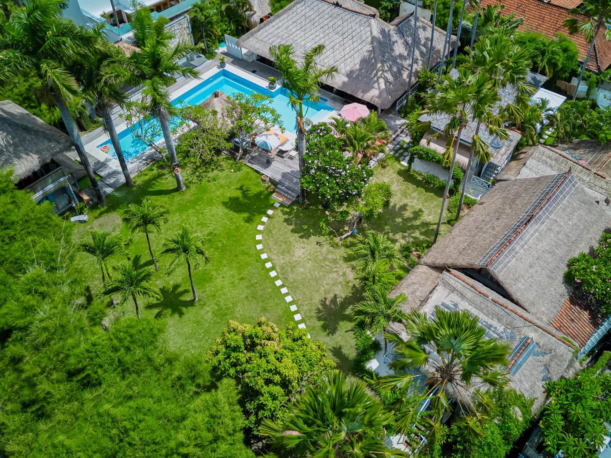 Villa Kalis, 10 Bedroom Family And Group Villa Seminyak Dış mekan fotoğraf